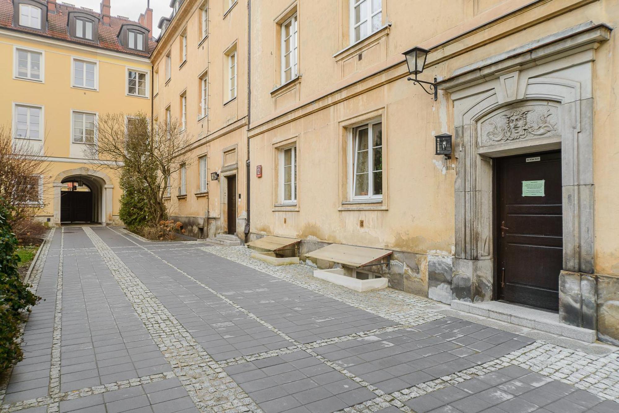 Miodowa Street P&O Serviced Apartments Warsaw Exterior photo
